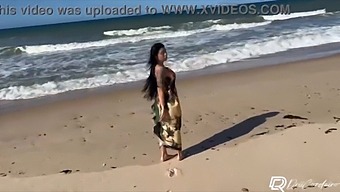 A Naughty Girl Fulfills A Fan'S Wish For Unprotected Outdoor Sex On The Beach In This Amateur Video