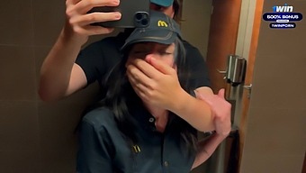 Amateur Couple Gets Kinky In The Mcdonald'S Restroom After A Spilled Soda Incident